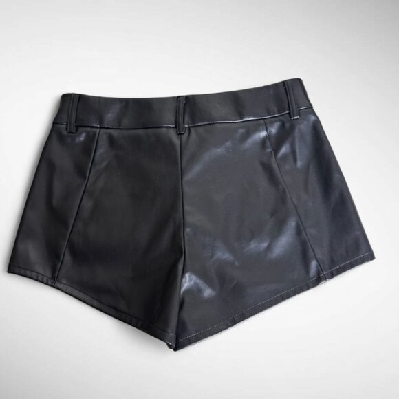 NWT Superdown Shorts Faux Leather sz SX Black Revolve - Picture 2 of 9